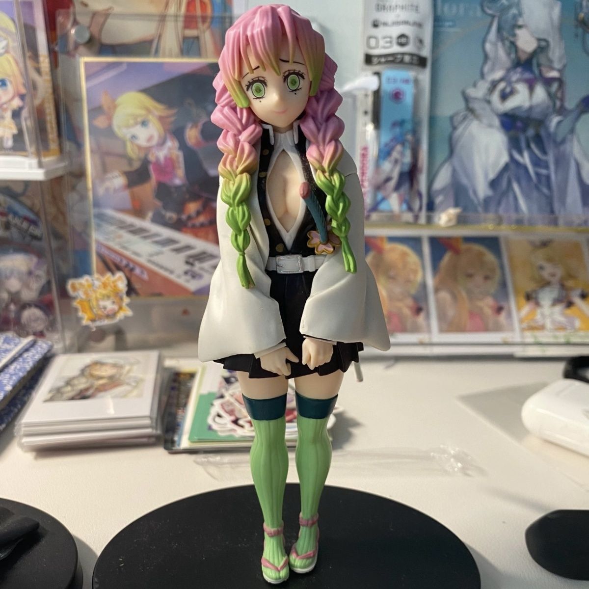 مجسم شخصية قاتل الشياطين ميتسو - مراجعة Cosplay Prop Display وسعره